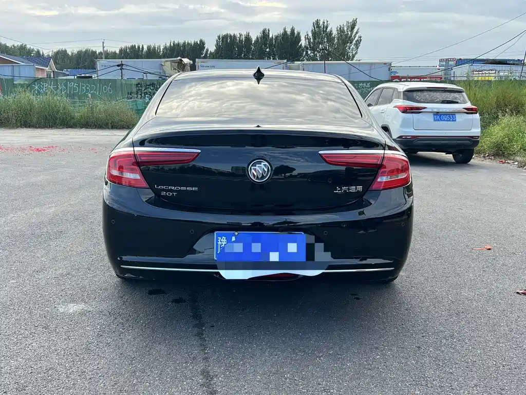Buick LaCrosse — миниатюра 9