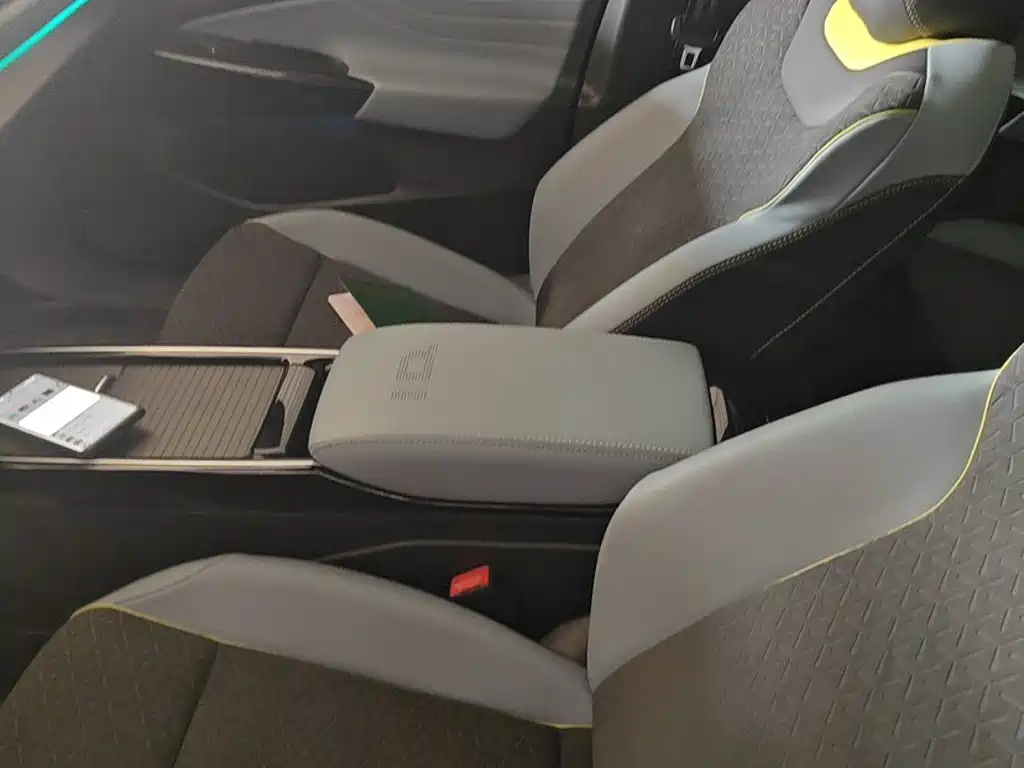 Volkswagen ID.4 X — миниатюра 13