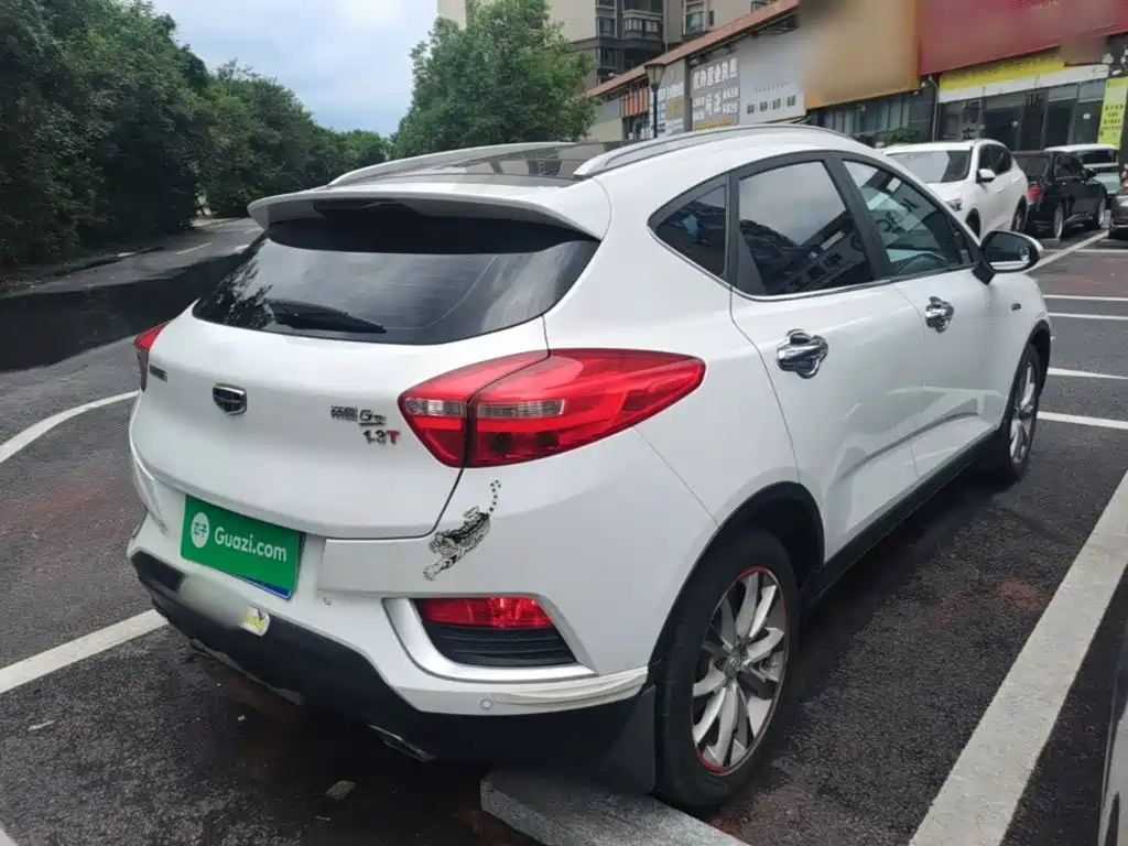 Geely Emgrand GS — миниатюра 7