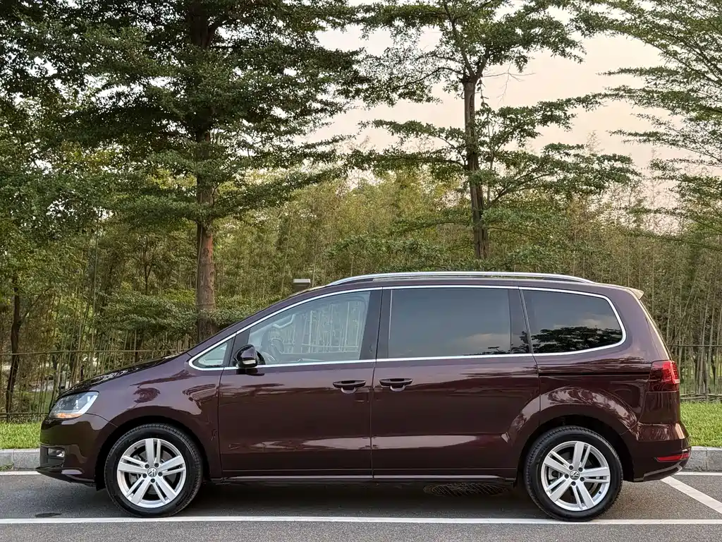 Volkswagen Sharan — миниатюра 4