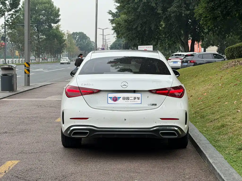 Mercedes-Benz C-Class — миниатюра 5