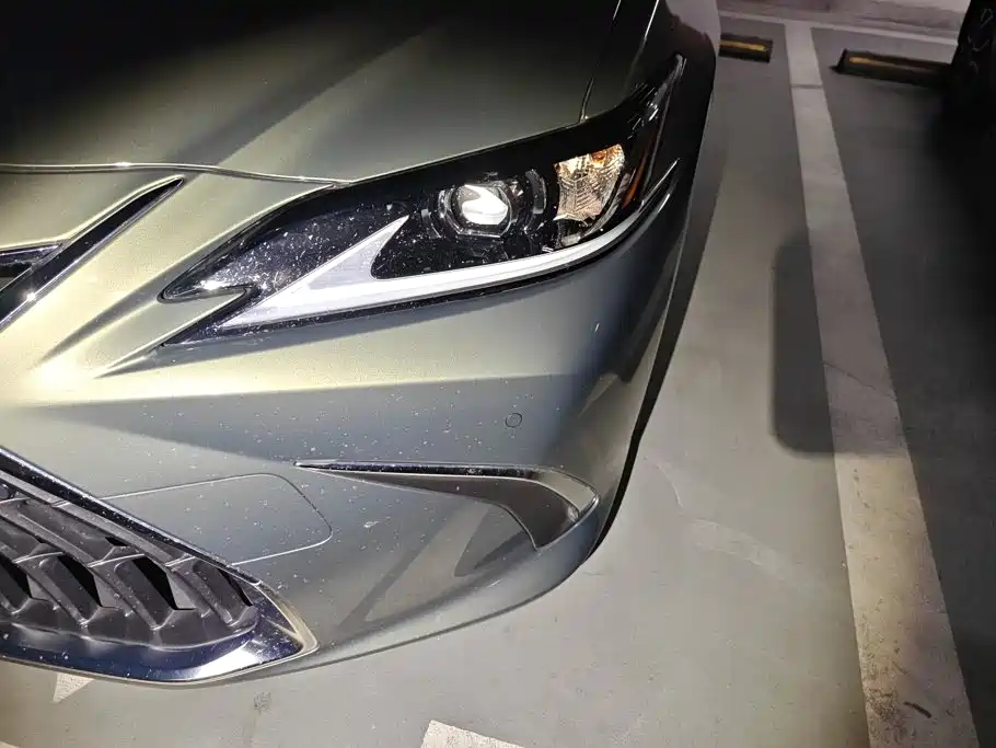 Lexus ES — миниатюра 5