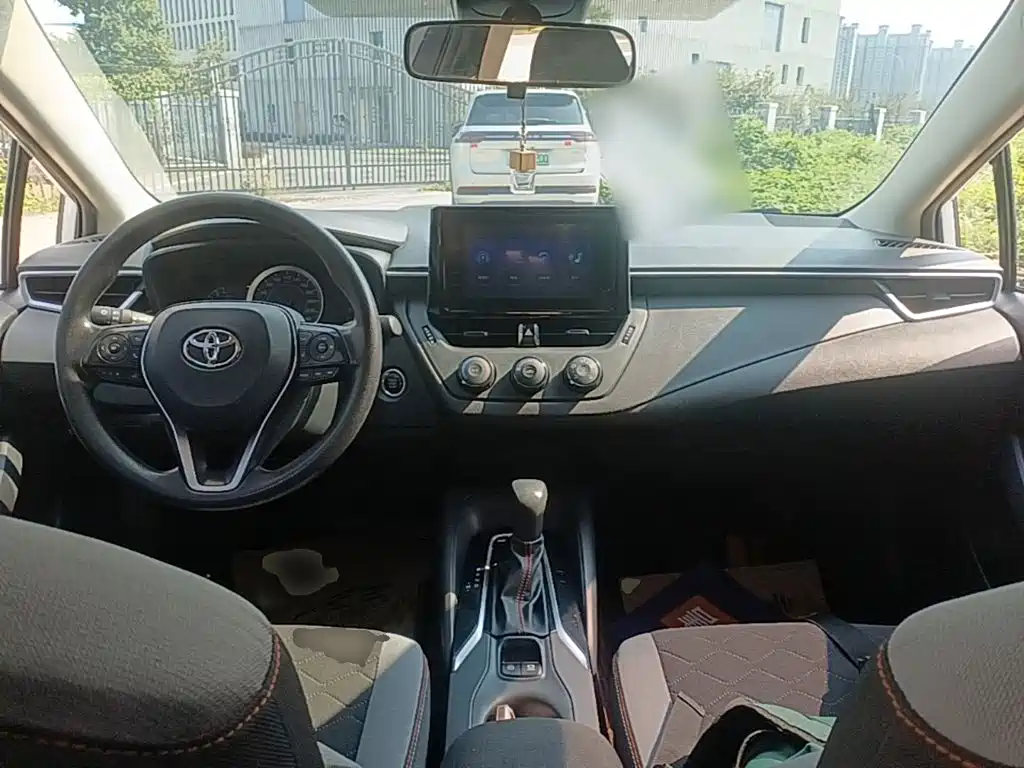 Toyota Corolla — миниатюра 10