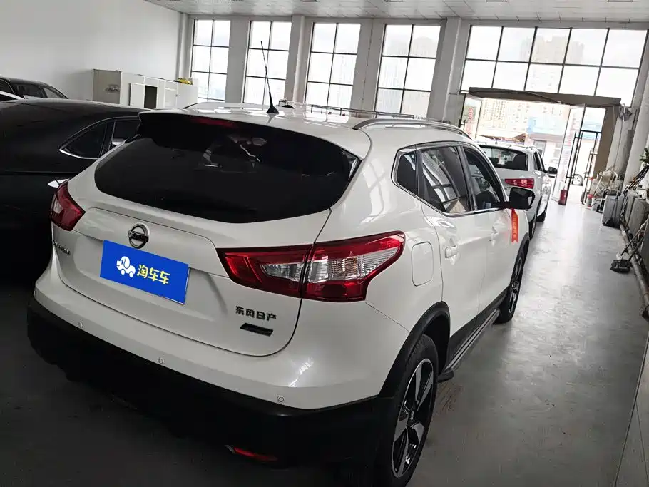 Nissan Qashqai — миниатюра 3