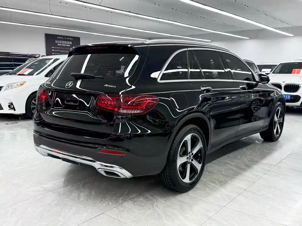 Mercedes-Benz GLC 2022 GLC 260 L 4MATIC