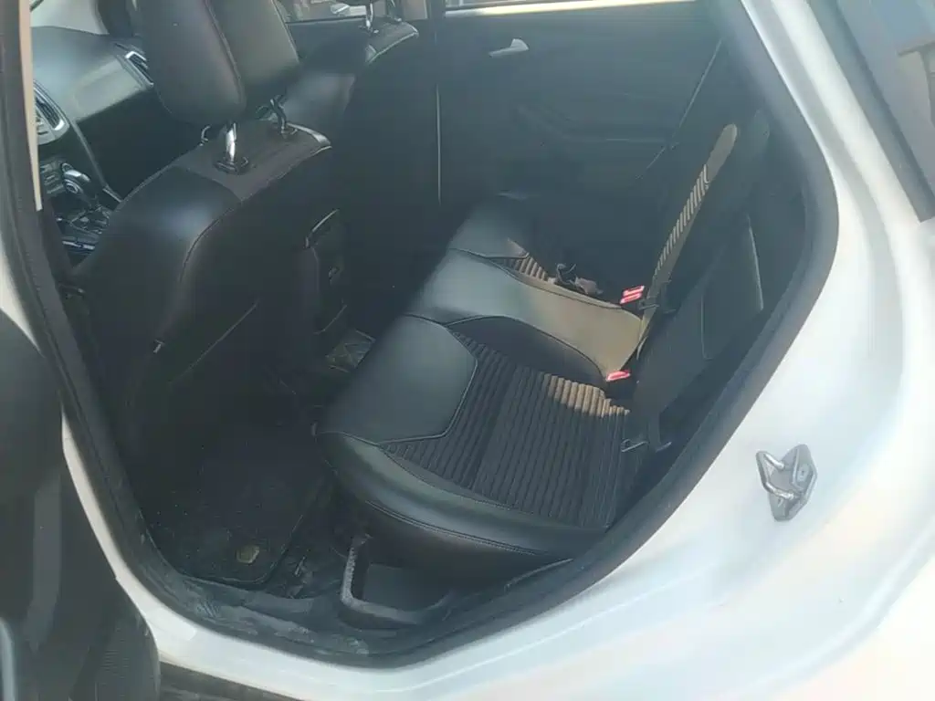 Ford Focus — миниатюра 17