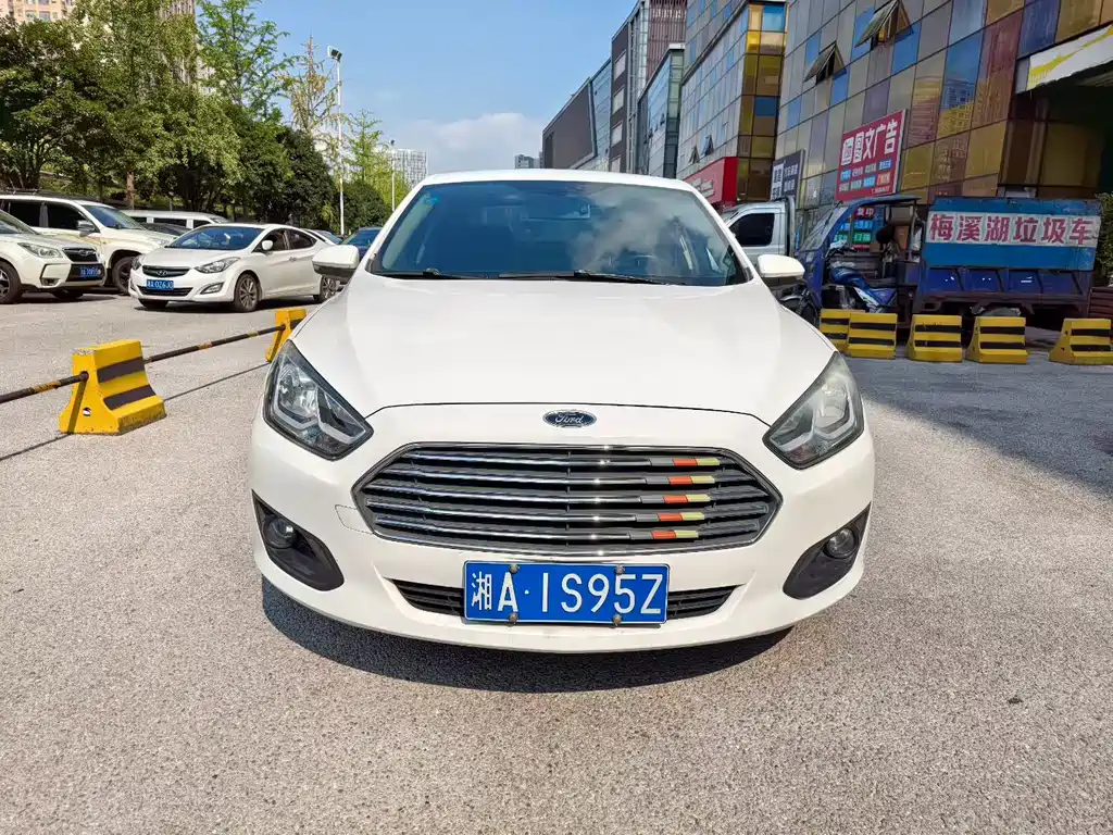 Ford Escort — миниатюра 2