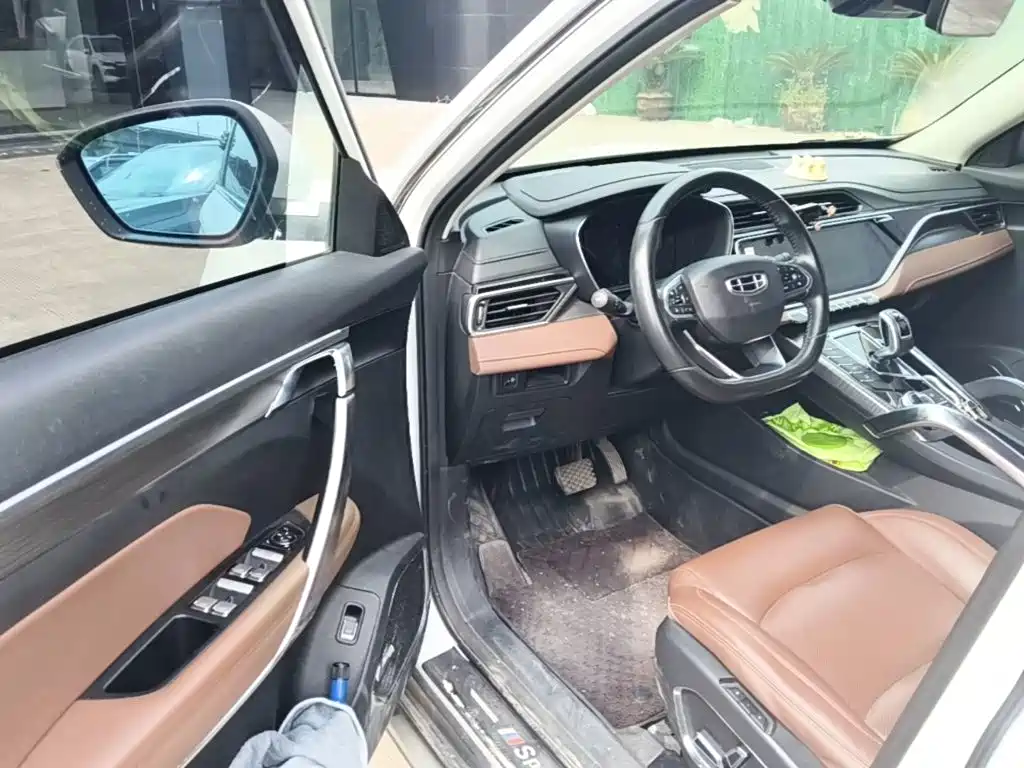 Geely Boyue — миниатюра 16