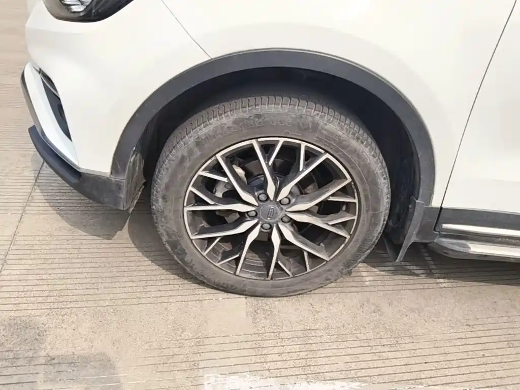 Geely Boyue — миниатюра 23