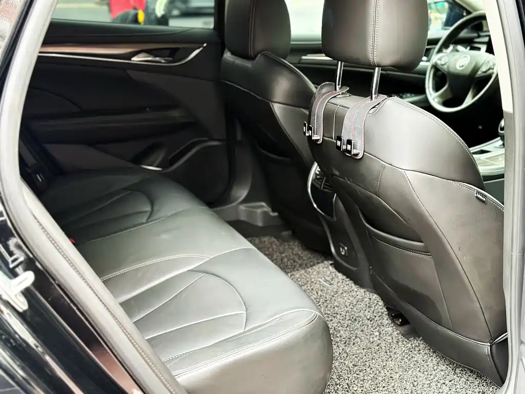 Buick LaCrosse — миниатюра 12