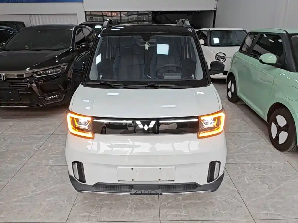 Wuling MINIEV — миниатюра 3