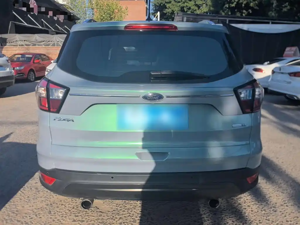 Ford Kuga — миниатюра 6