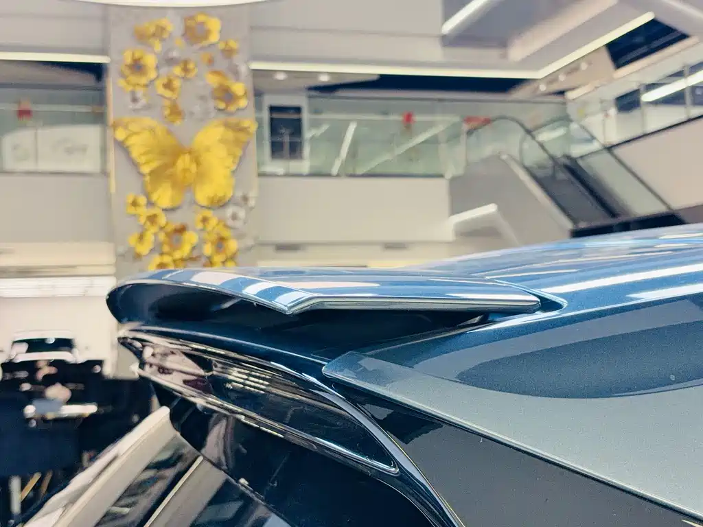 Porsche Cayenne — миниатюра 22