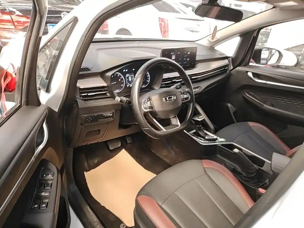 Geely Vision X3 — миниатюра 15