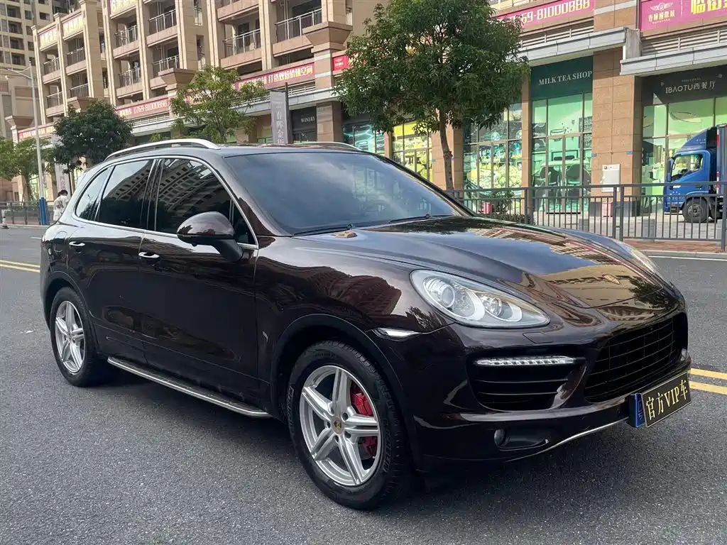 Porsche Cayenne 2014 Cayenne Platinum Edition 3.0T