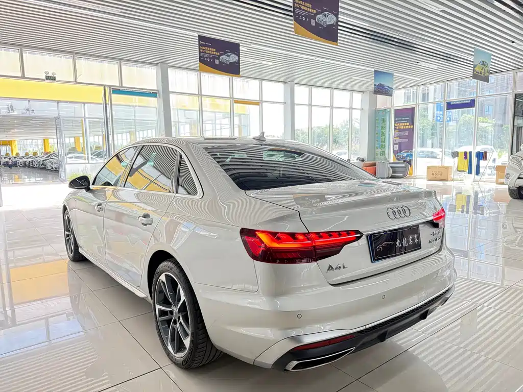 Audi A4L — миниатюра 5