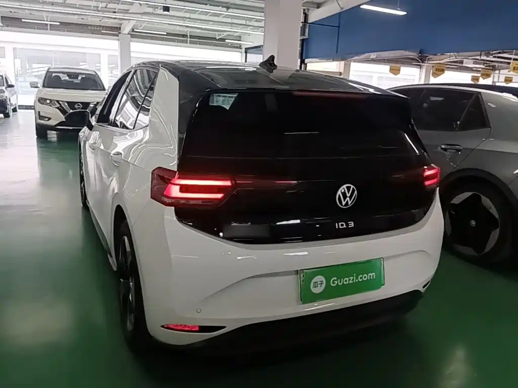 Volkswagen ID.3 — миниатюра 6