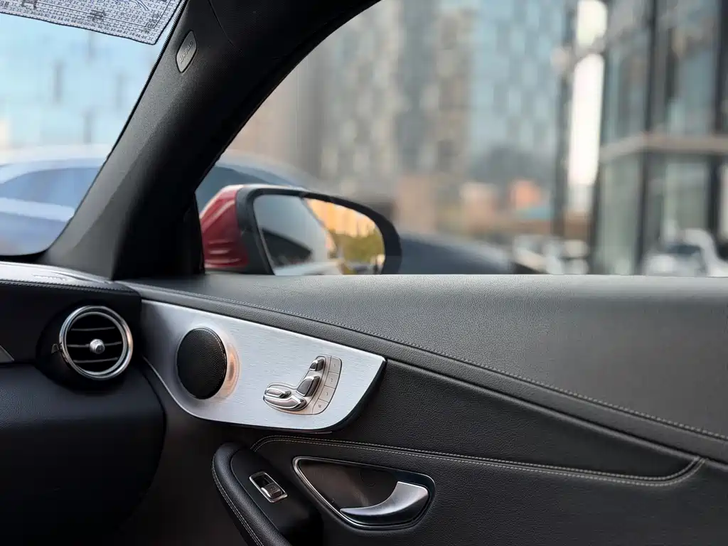 Mercedes-Benz C-Class (Import) — миниатюра 15