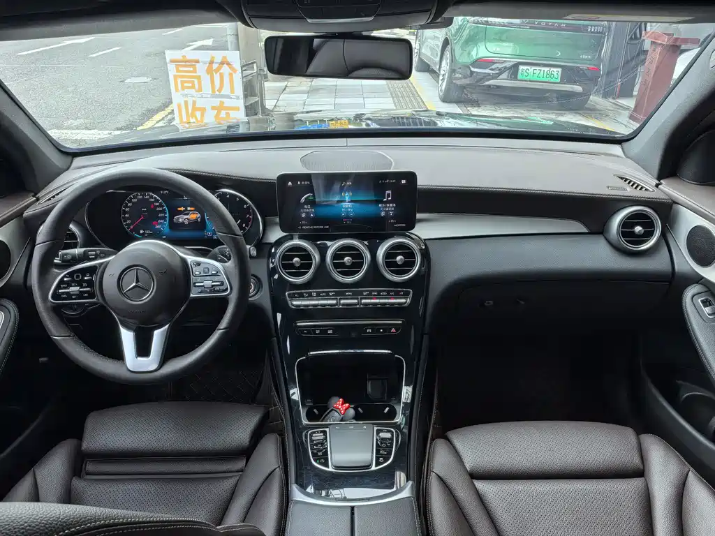 Mercedes-Benz GLC — миниатюра 9