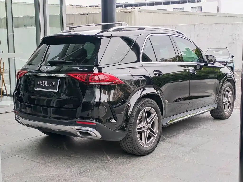 Mercedes-Benz GLE (Import) — миниатюра 4
