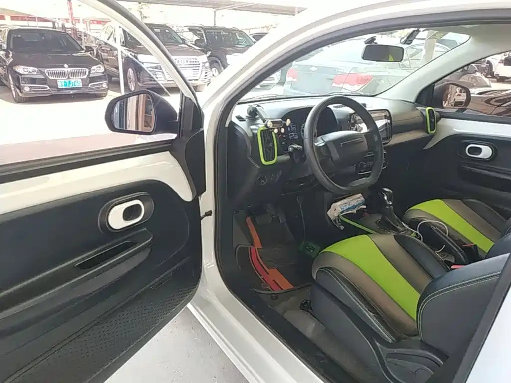 Roewe Clever — миниатюра 16