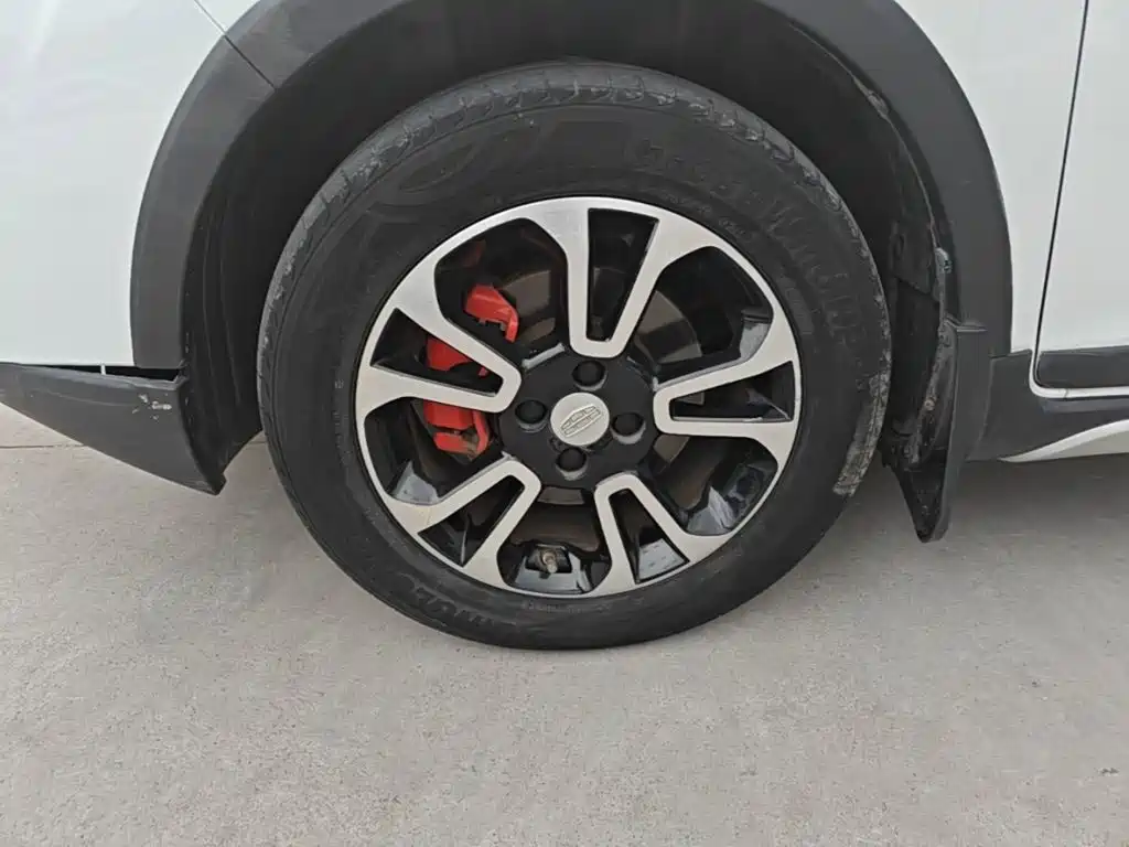 Geely Vision X3 — миниатюра 23