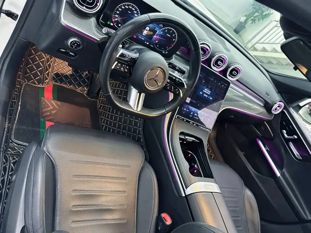 Mercedes-Benz C-Class — миниатюра 13