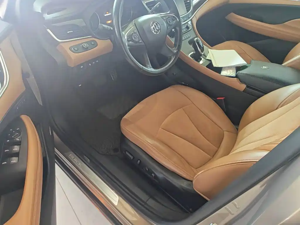 Buick LaCrosse — миниатюра 16