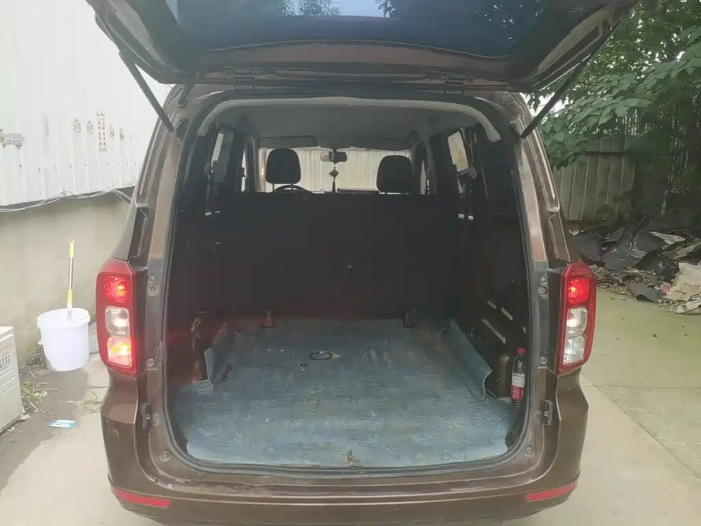 Wuling Hongguang — миниатюра 19