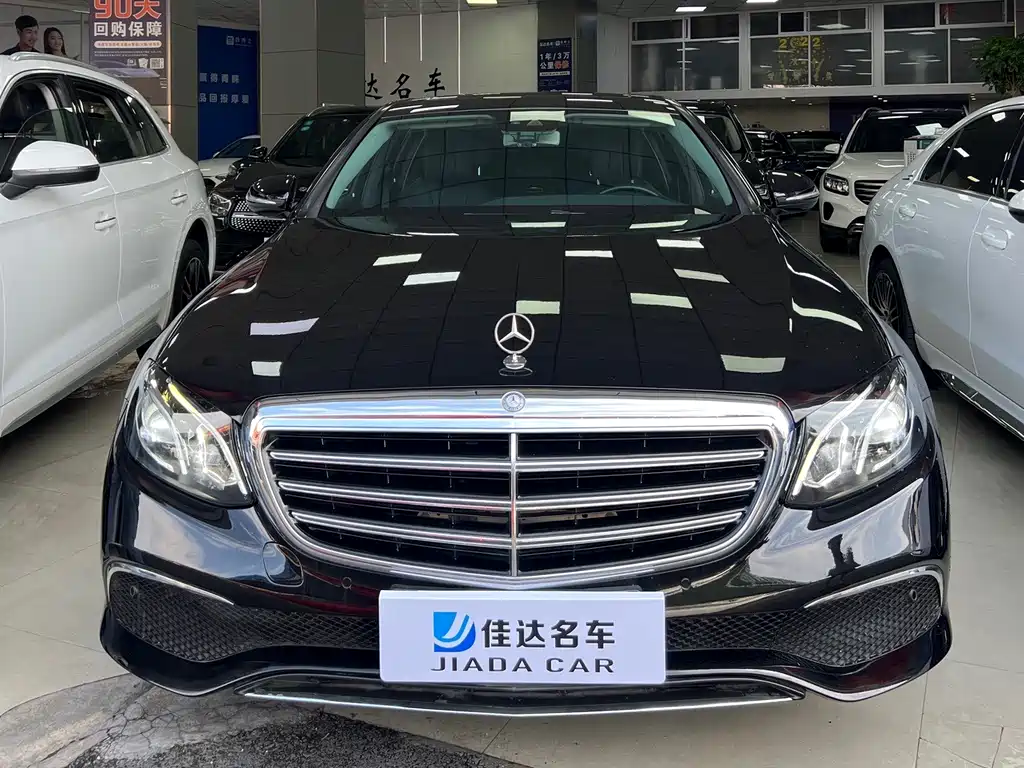 Mercedes-Benz E-Class — миниатюра 2