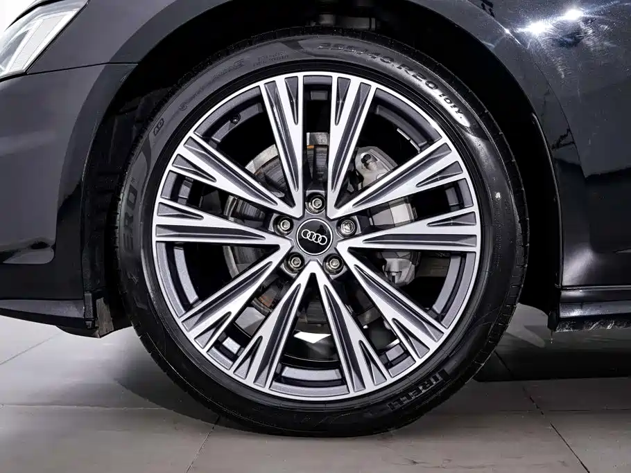 Audi A6L — миниатюра 12