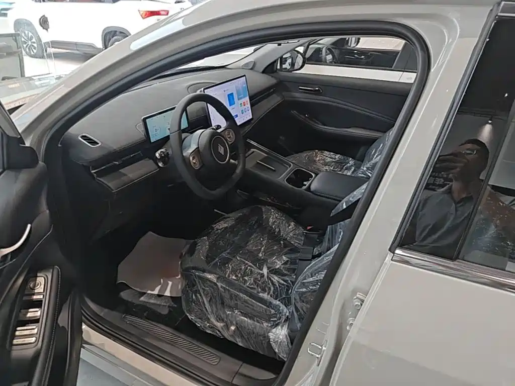 Baojun Yunhai — миниатюра 15