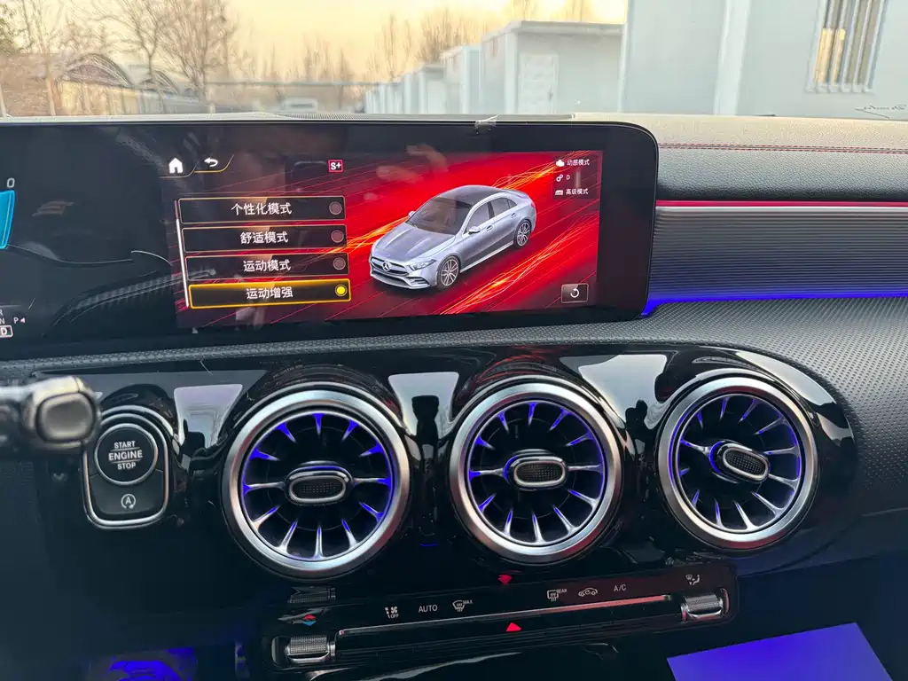 MERCEDES-BENZ A CLASS AMG