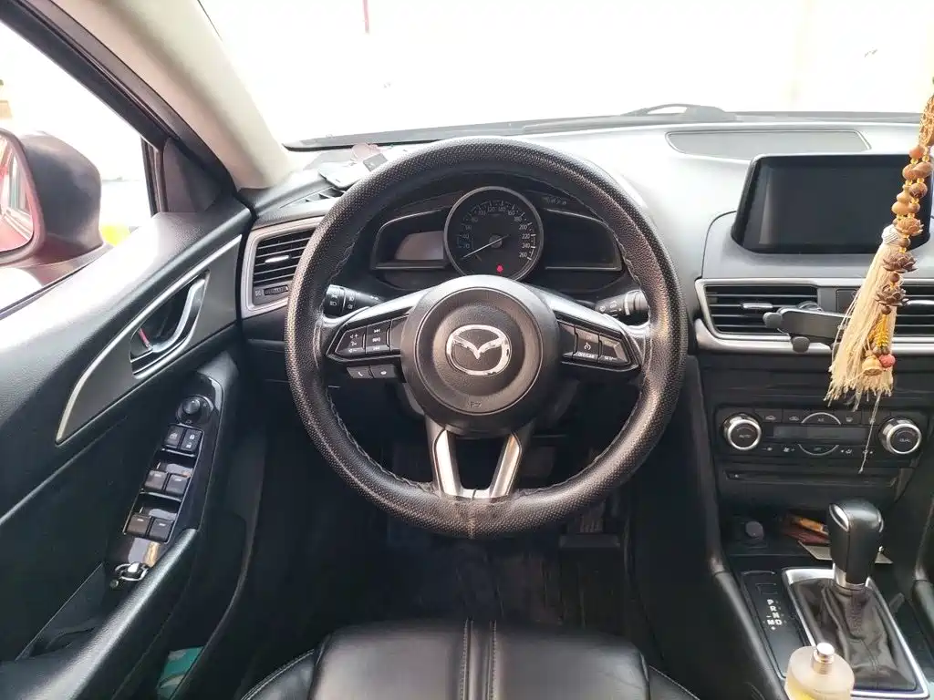 Mazda 3 Axela — миниатюра 3
