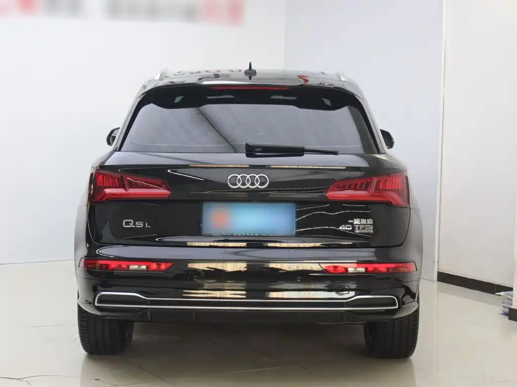 Audi Q5L — миниатюра 5