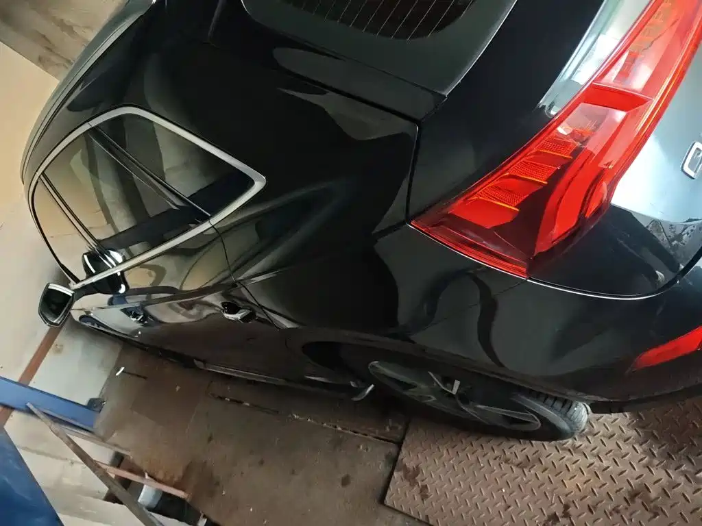 Audi Q5L — миниатюра 8