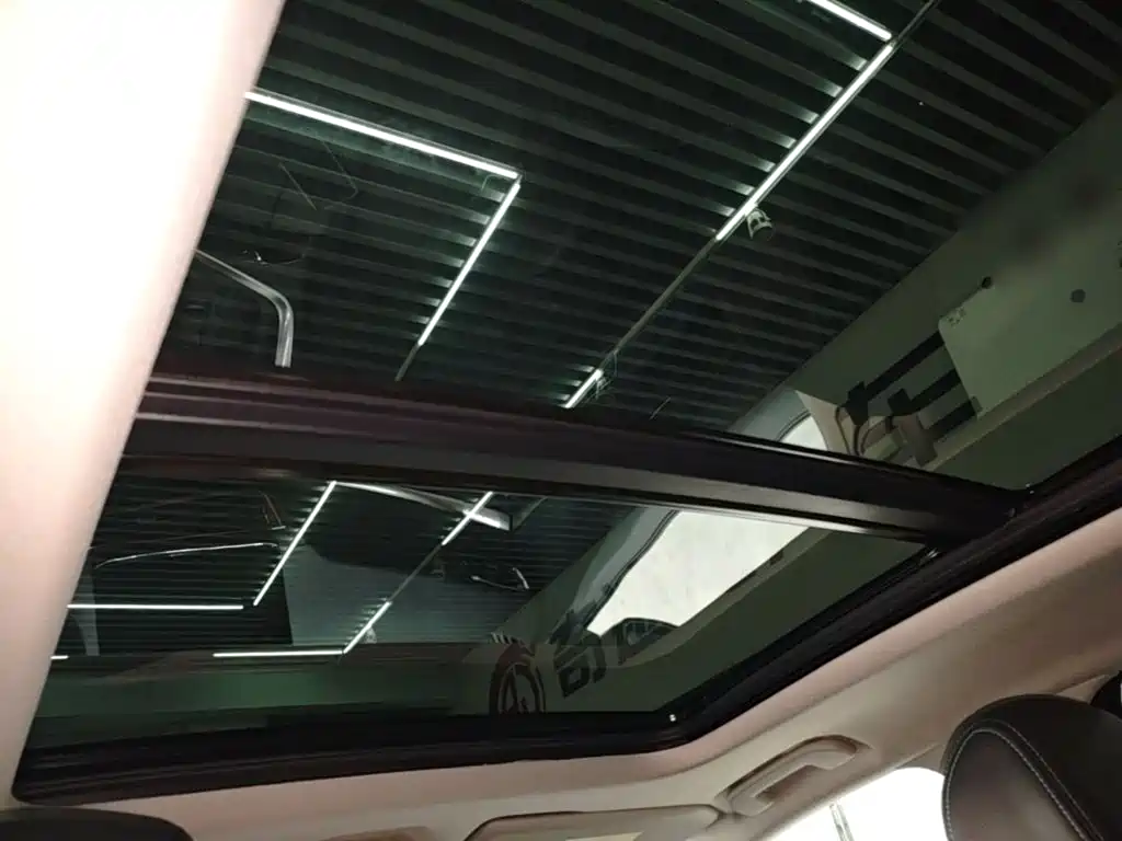 Peugeot 4008 — миниатюра 18