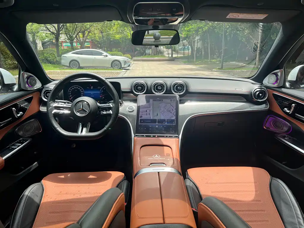 Mercedes-Benz C-Class — миниатюра 13