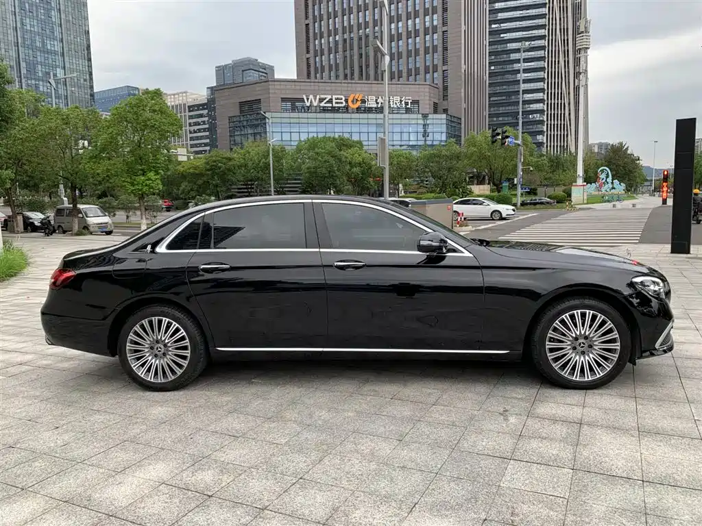 Mercedes-Benz E-Class E 2023 E 300 L Fashion