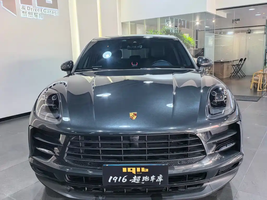 Porsche Macan — миниатюра 2
