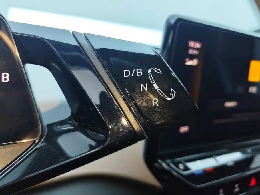 Volkswagen ID.3 — миниатюра 16