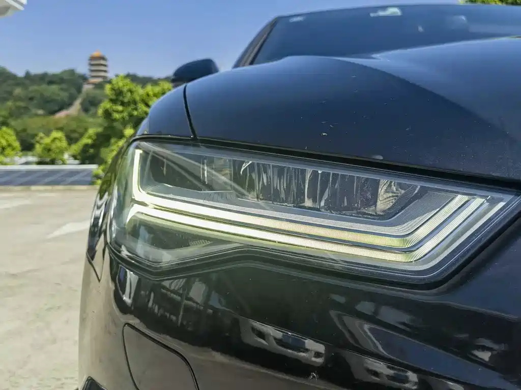 Audi A6L — миниатюра 9