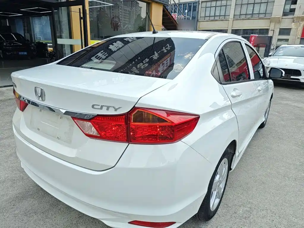 Honda City — миниатюра 7