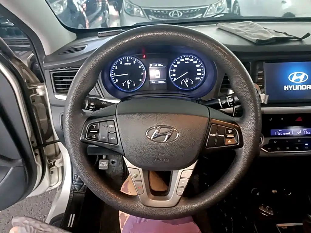 Hyundai Mistra — миниатюра 11