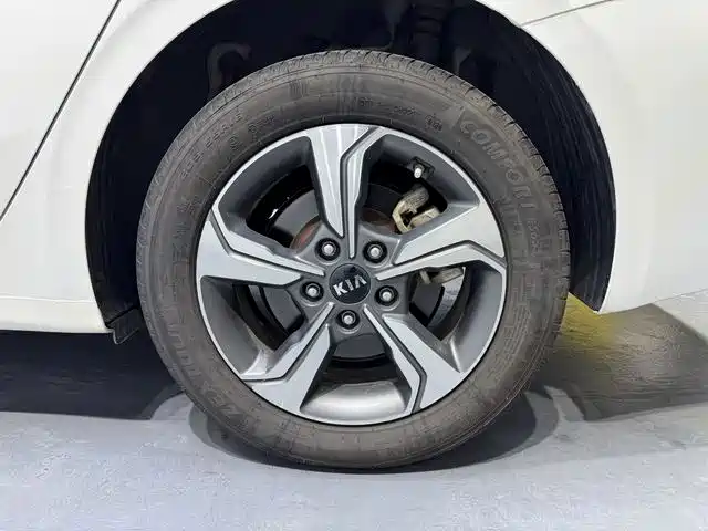 Kia K3 — миниатюра 14