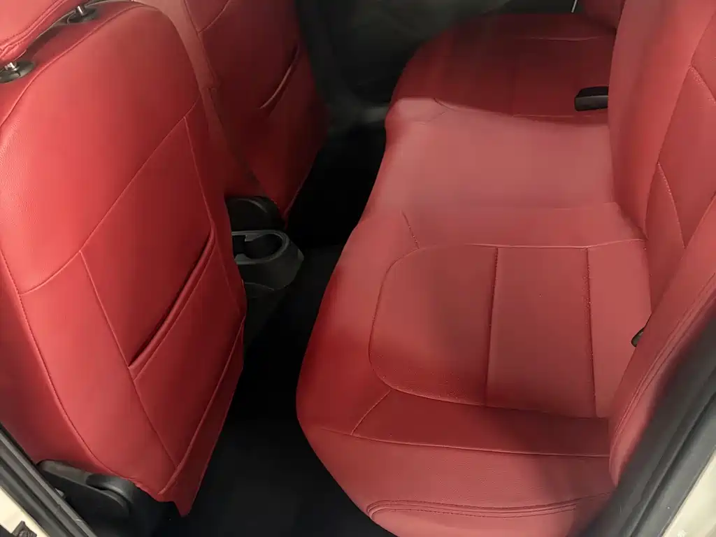 Volkswagen Santana — миниатюра 7