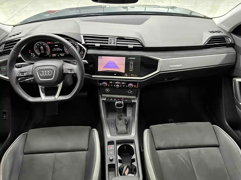 Audi Q3 — миниатюра 2