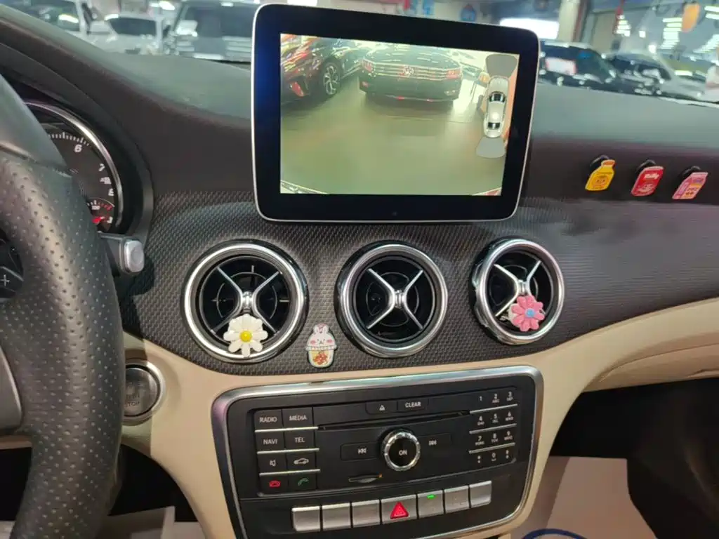 Mercedes-Benz GLA — миниатюра 13
