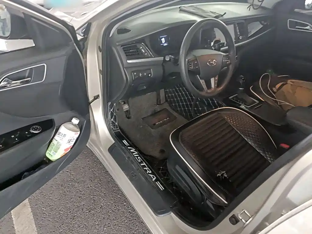 Hyundai Mistra — миниатюра 16