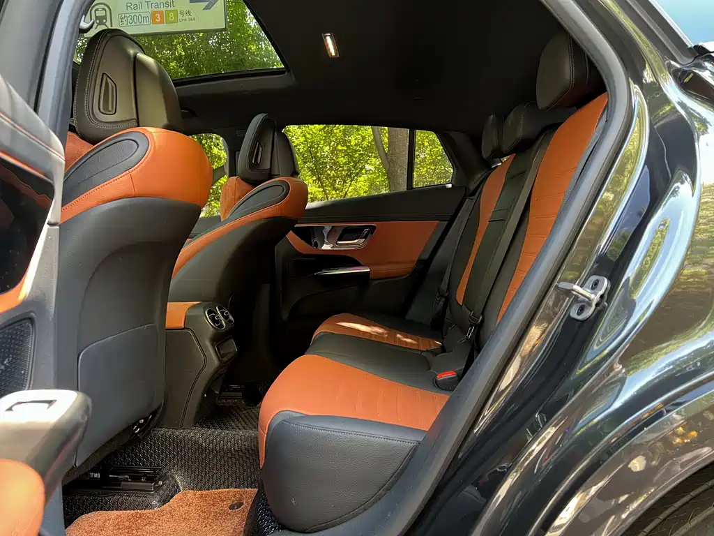 Mercedes-Benz GLC 2024 GLC 260 4MATIC SUV